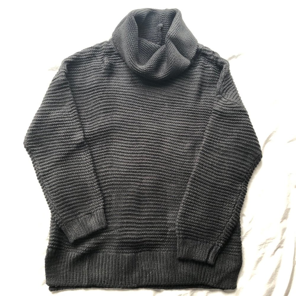 NWOT Women Black Long-Sleeve Turtleneck Knit Pullover Sweater